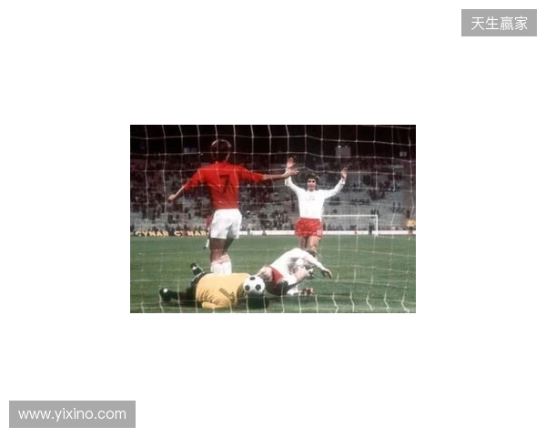 卡什:跟莱万并肩作战感觉很棒;希望能随波兰再踢一次世界杯 卡什:跟莱万并肩作战感觉很棒;希望能随波兰再踢一次世界杯